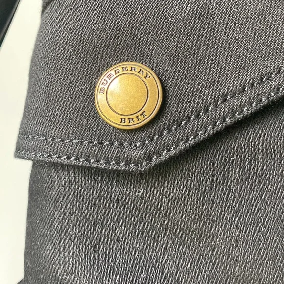 XS authentic Burberry leather jacket. In pristine condition! - Picture 3 of 4